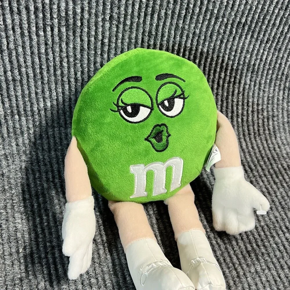 VTG Mars 2011 M&M’s Girl 12” Plush Doll White Leather Go Go Boots Pucker Up Kiss